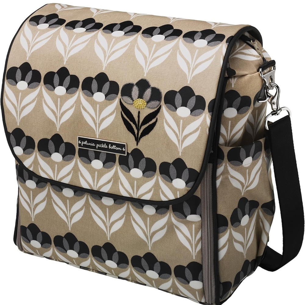 🆕 Luxury Petunia Pickle Bottom Boxy Diaper Bag - Midnight in Malmo